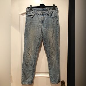 Gap 1969 soft worn light blue ankle jeans - Size 27